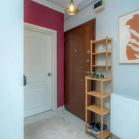 Apartamento 0044 - Taksim, Comfy, Modern And Economic Flat. Istambul