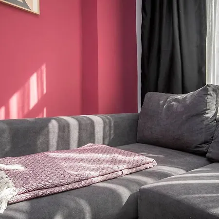 0044 - Taksim, Comfy, Modern And Economic Flat. Apartamento *
